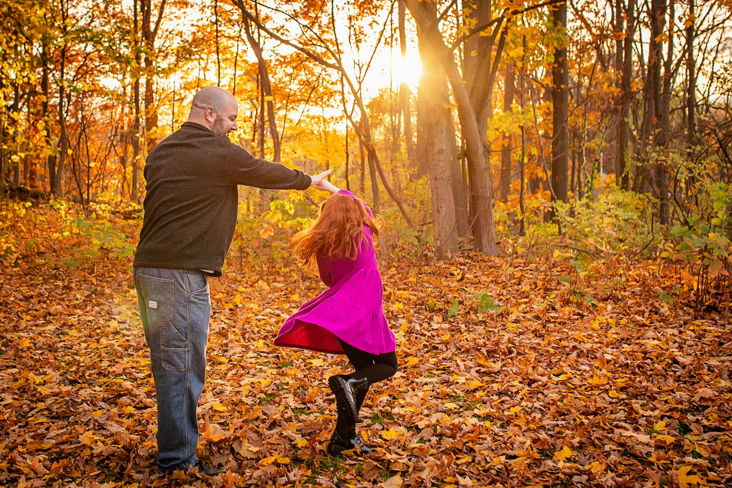 family photographer in rochester ny captures dad dancing with his daughter